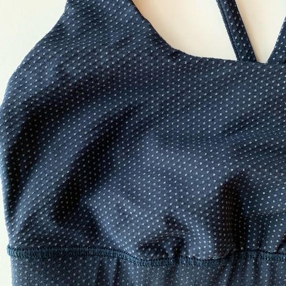 LULULEMON- Energy Bra Medium Support- Size 8 - Picture 6 of 7